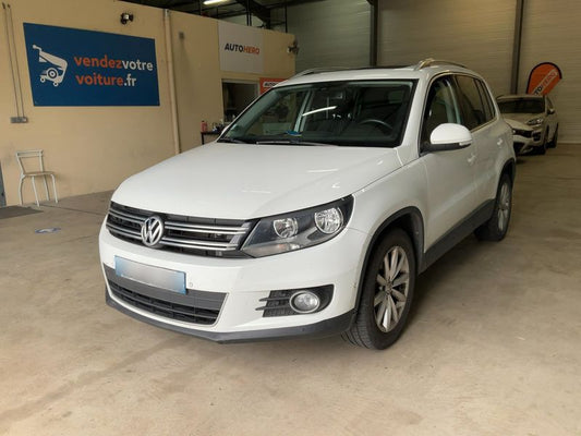 Volkswagen Tiguan 2.0 TDI Lounge BlueMotion Tech 2016 – снимка 1