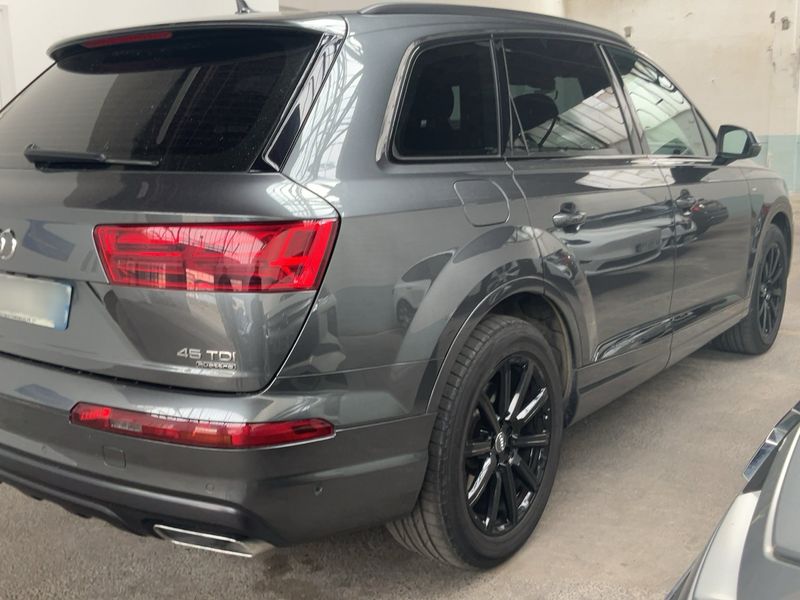 Audi Q7 45 TDI quattro S line 2019 – снимка 8