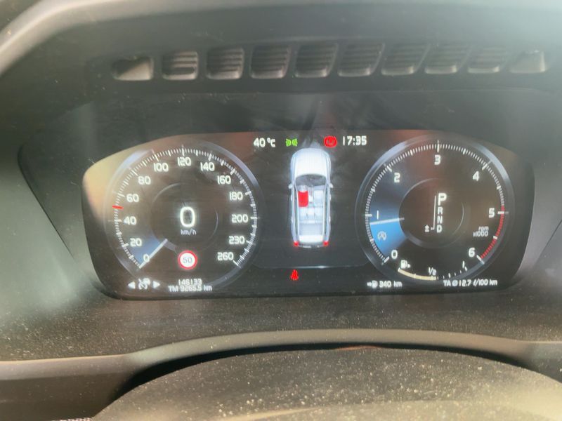 Volvo XC90 2.0 D5 Inscription AWD 2018 – снимка 18