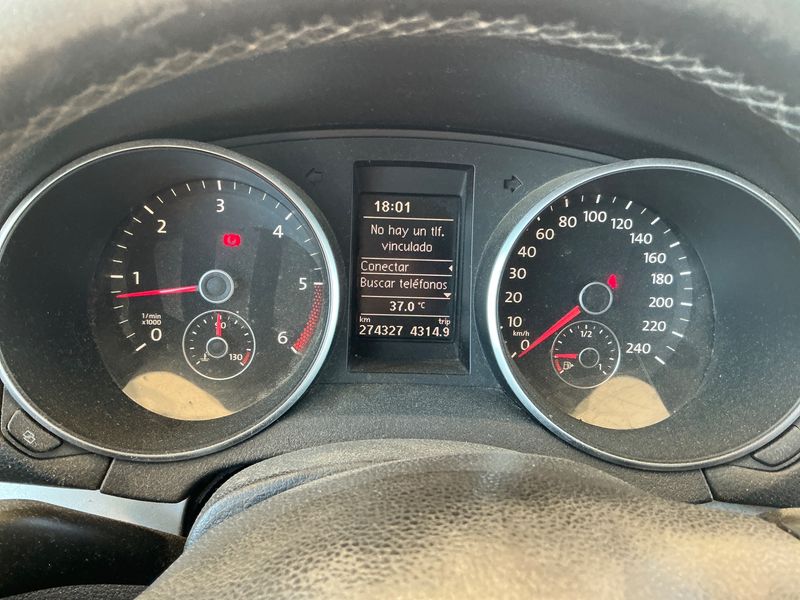 Volkswagen Golf VI 1.6 TDI Sport 2012 – снимка 4
