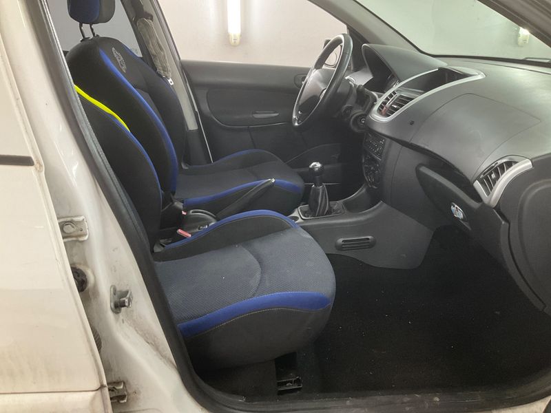 Peugeot 206+ 1.1 Generation 2012 – снимка 3