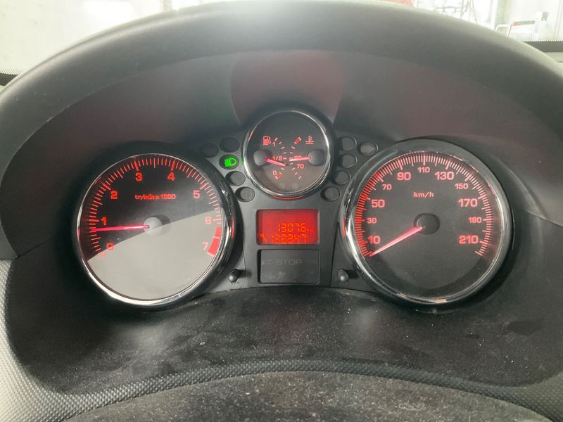 Peugeot 206+ 1.1 Generation 2012 – снимка 4