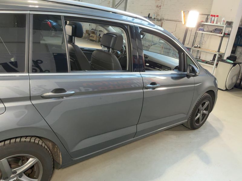 Volkswagen Touran 2.0 TDI Highline BlueMotion Tech 2020 – снимка 10