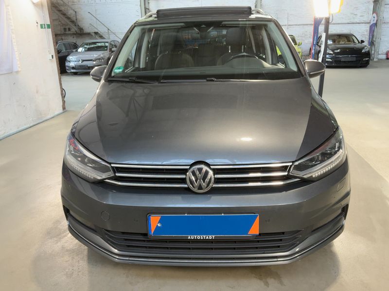Volkswagen Touran 2.0 TDI Highline BlueMotion Tech 2020 – снимка 14