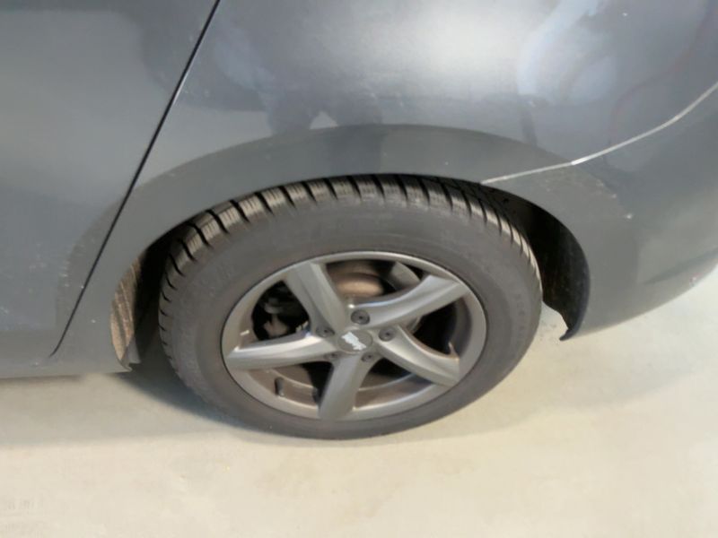 Volkswagen Touran 2.0 TDI Highline BlueMotion Tech 2020 – снимка 5
