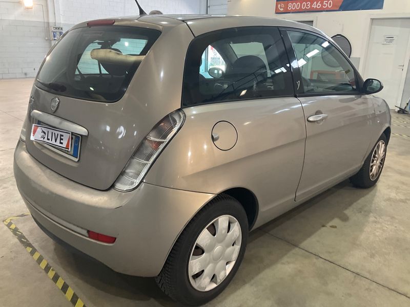 Lancia Ypsilon 1.2 Oro 2009 – снимка 2