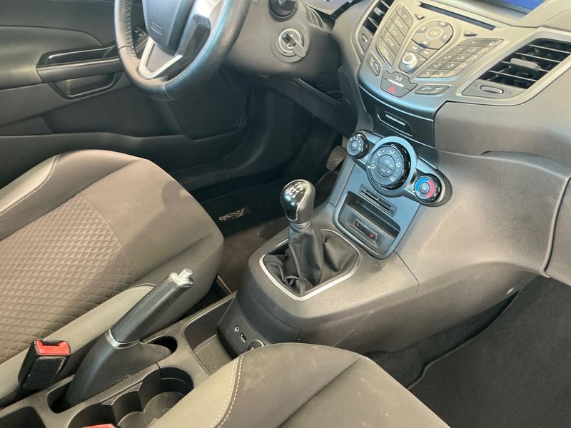 Ford Fiesta 1.5 TDCi Trend 2016 – снимка 26