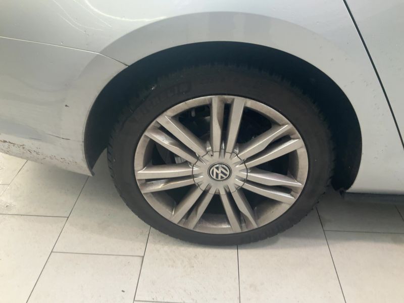 Volkswagen Golf VII 2.0 TDI GTD BlueMotion Tech 2015 – снимка 9