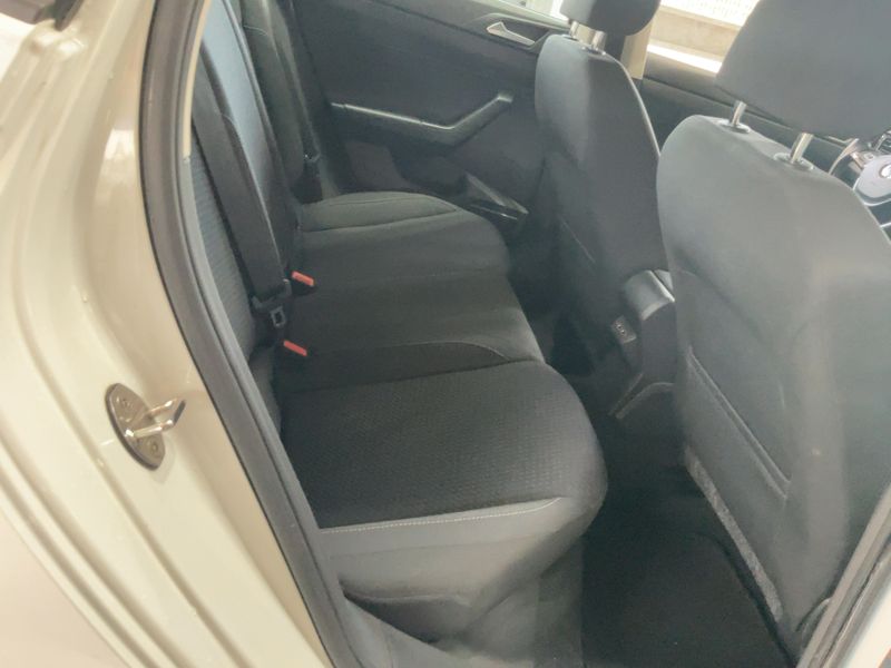 Volkswagen Polo 1.0 TSI Comfortline 2020 – снимка 19