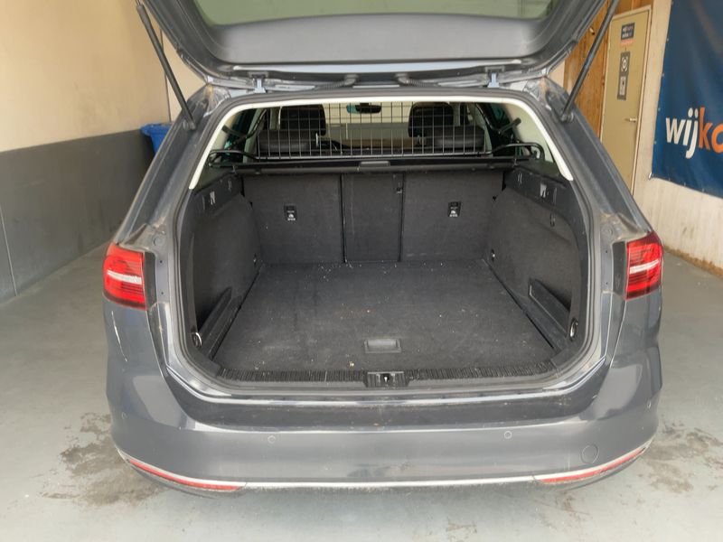 Volkswagen Passat 1.4 TSI ACT Highline BlueMotion Tech 2016 – снимка 15