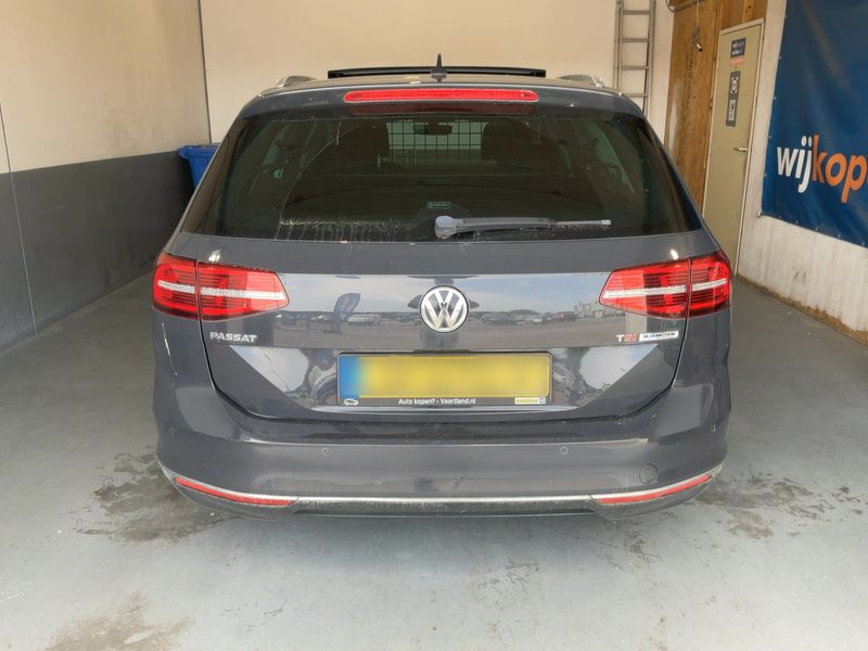 Volkswagen Passat 1.4 TSI ACT Highline BlueMotion Tech 2016 – снимка 7