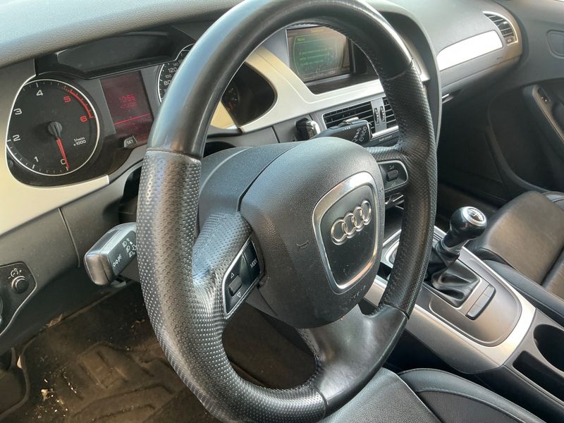 Audi A4 2.0 TDIe Attraction 2011 – снимка на щета 44