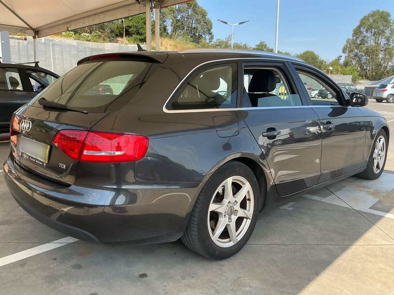Audi A4 2.0 TDIe Attraction 2011 – снимка на щета 8