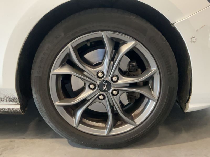 Ford Focus 1.5 EcoBoost ST-Line Business 2019 – снимка 11