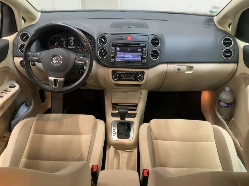 Volkswagen Golf VI Plus 2.0 TDI Highline 2010 – снимка 12
