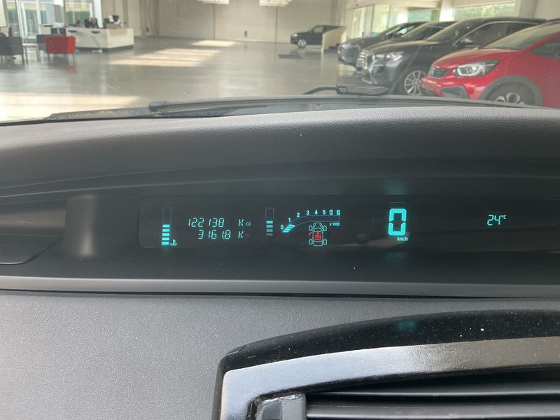 Renault Scenic 1.6 Expression Confort 2005 – снимка 4