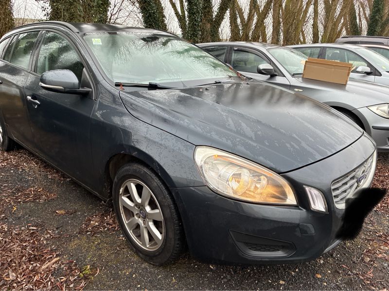 Volvo V60 1.6 D Kinetic 2013 – снимка 6