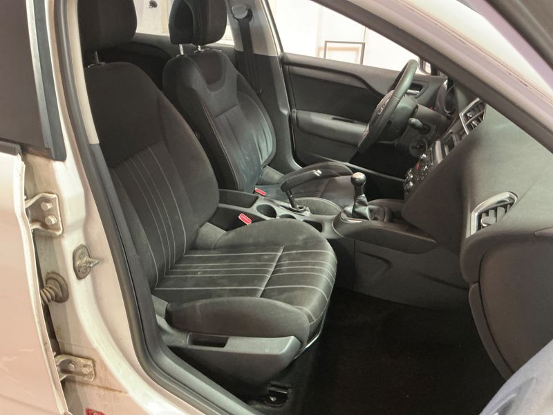 Citroen C4 1.4 VTi Attraction 2013 – снимка 3