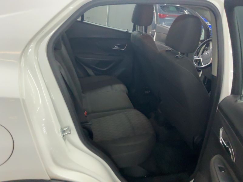 Opel Mokka 1.4 Turbo Ego ecoFlex 2014 – снимка 19