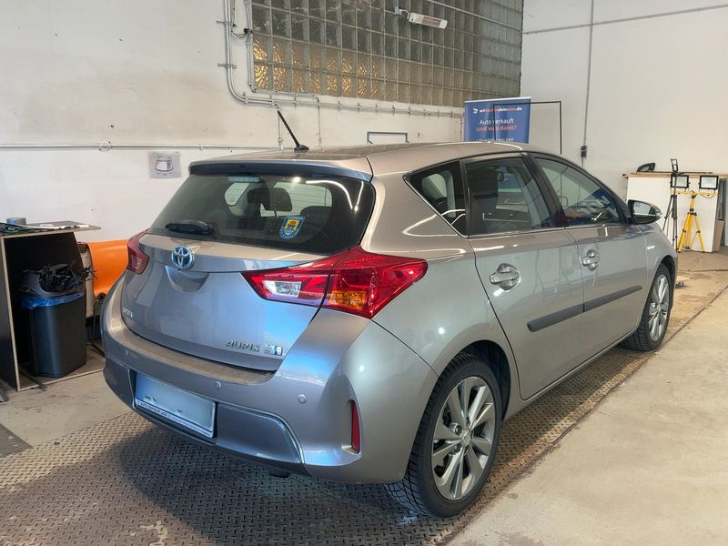 Toyota Auris 1.8 Hybrid Executive 2013 – снимка 8