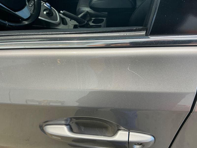 Toyota Auris 1.8 Hybrid Executive 2013 – снимка 26