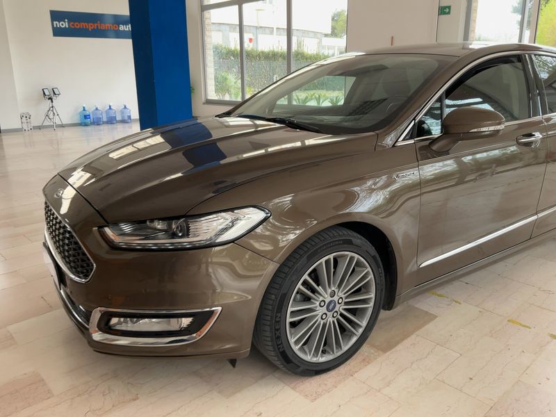 Ford Mondeo 2.0 TDCi Vignale 2017 – снимка 2