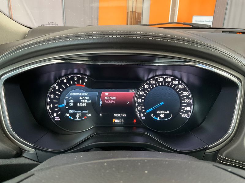 Ford Mondeo 2.0 TDCi Vignale 2017 – снимка 18