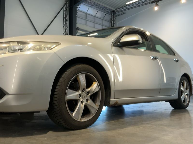 Honda Accord 2.0 Executive 2012 – снимка 2