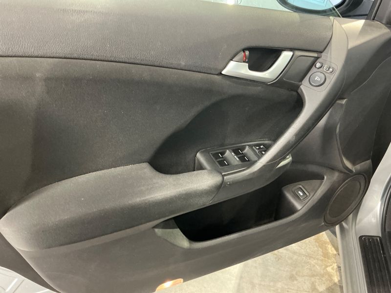 Honda Accord 2.0 Executive 2012 – снимка 35