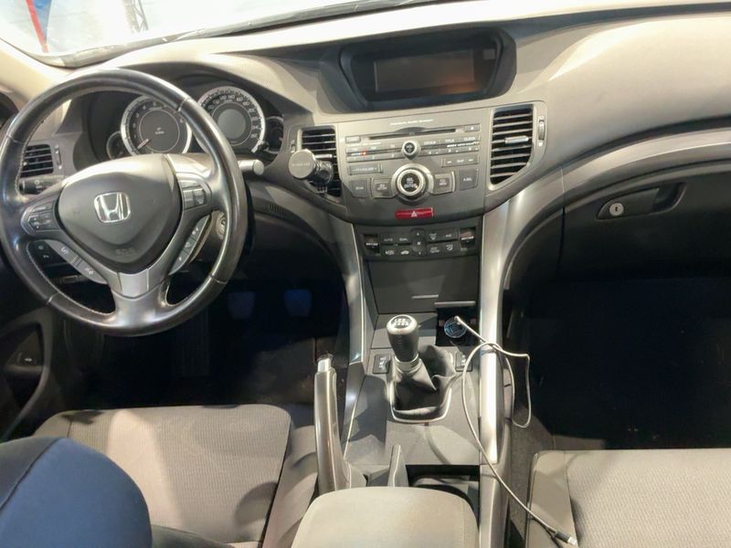 Honda Accord 2.0 Executive 2012 – снимка 17