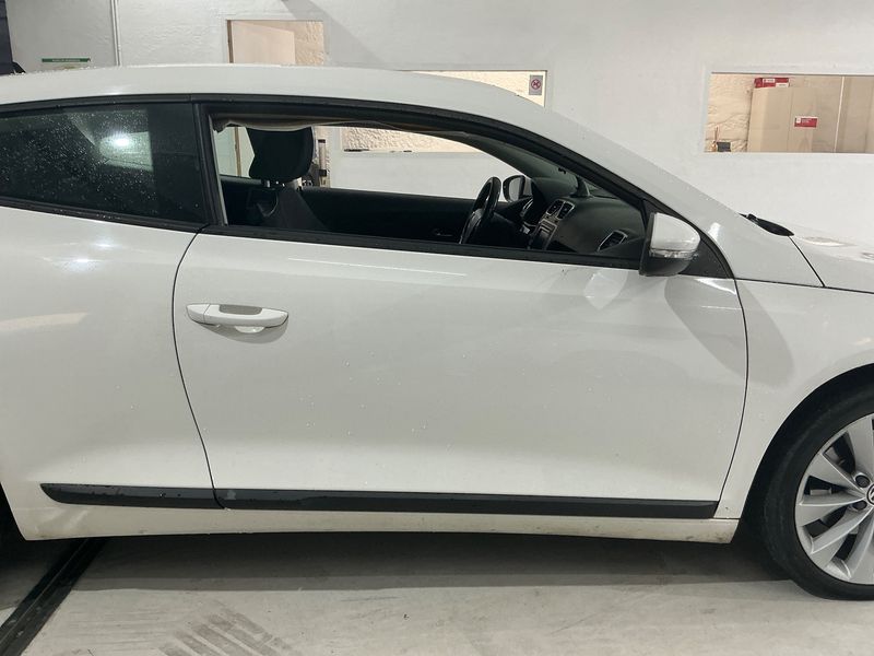 Volkswagen Scirocco 1.4 TSI 2009 – снимка 10