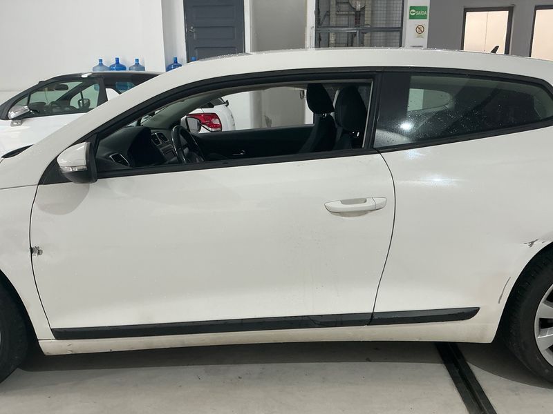Volkswagen Scirocco 1.4 TSI 2009 – снимка 4