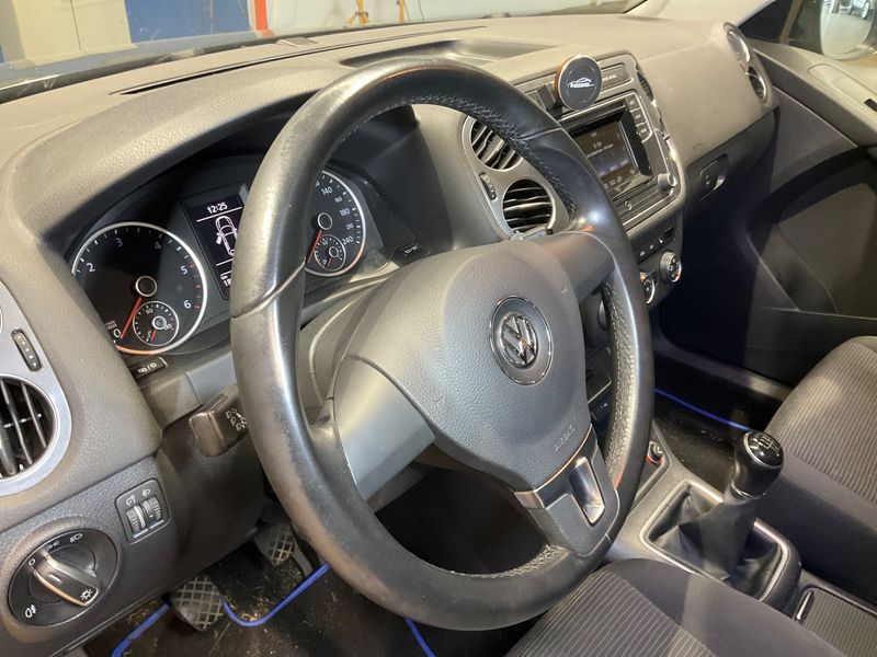 Volkswagen Tiguan 2.0 TDI Trend & Fun BlueMotion Tech 2016 – снимка 33