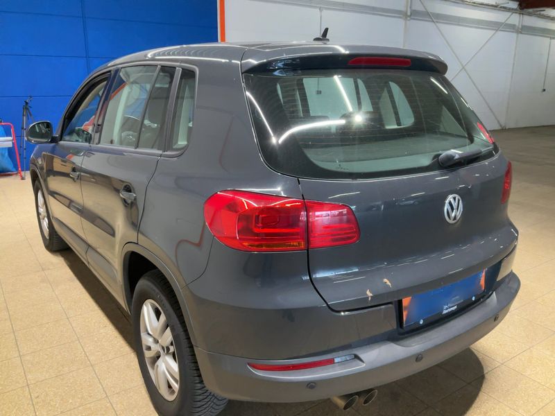 Volkswagen Tiguan 2.0 TDI Trend & Fun BlueMotion Tech 2016 – снимка 6