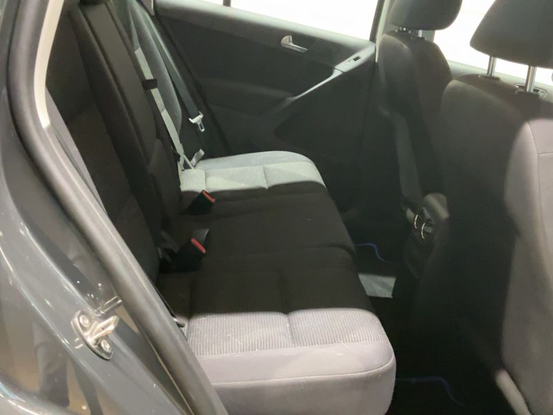 Volkswagen Tiguan 2.0 TDI Trend & Fun BlueMotion Tech 2016 – снимка 19