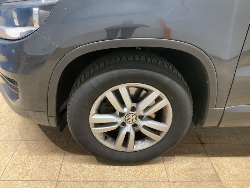 Volkswagen Tiguan 2.0 TDI Trend & Fun BlueMotion Tech 2016 – снимка 3
