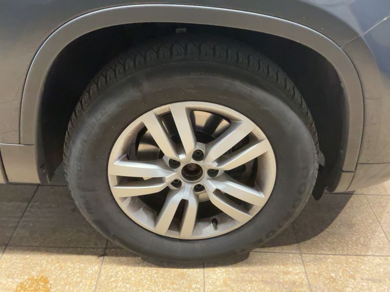 Volkswagen Tiguan 2.0 TDI Trend & Fun BlueMotion Tech 2016 – снимка 11