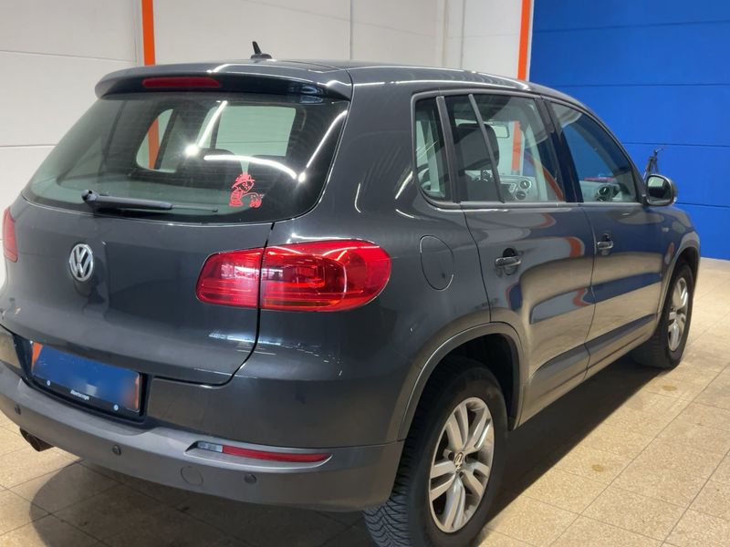 Volkswagen Tiguan 2.0 TDI Trend & Fun BlueMotion Tech 2016 – снимка 8