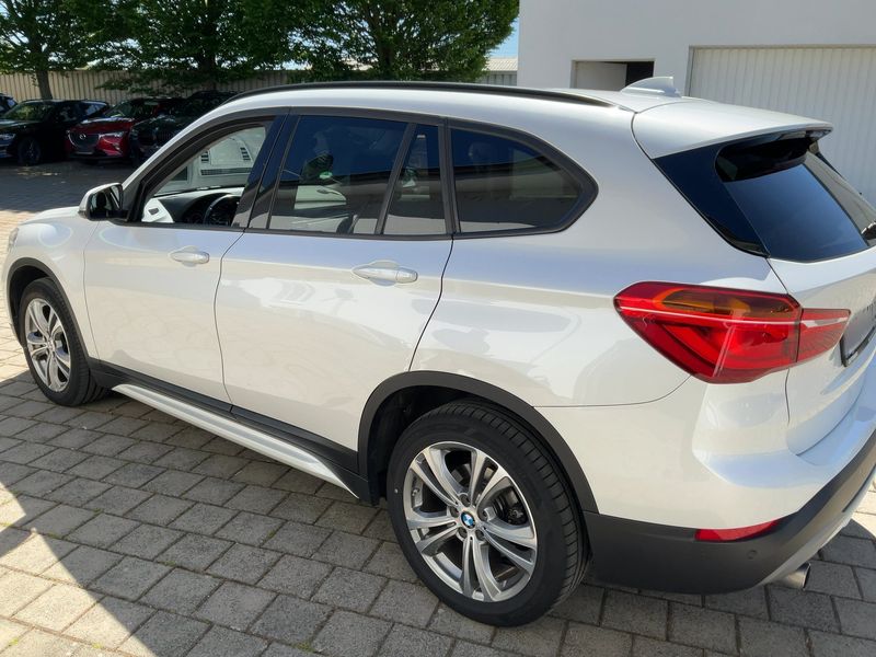 BMW X1 xDrive 20i Sport Line 2016 – снимка 6