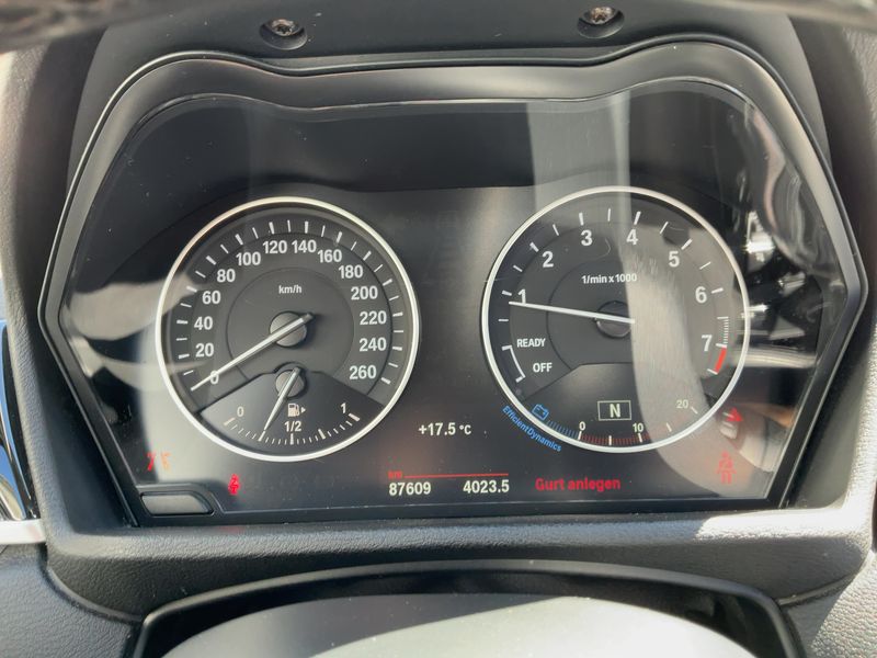 BMW X1 xDrive 20i Sport Line 2016 – снимка 18