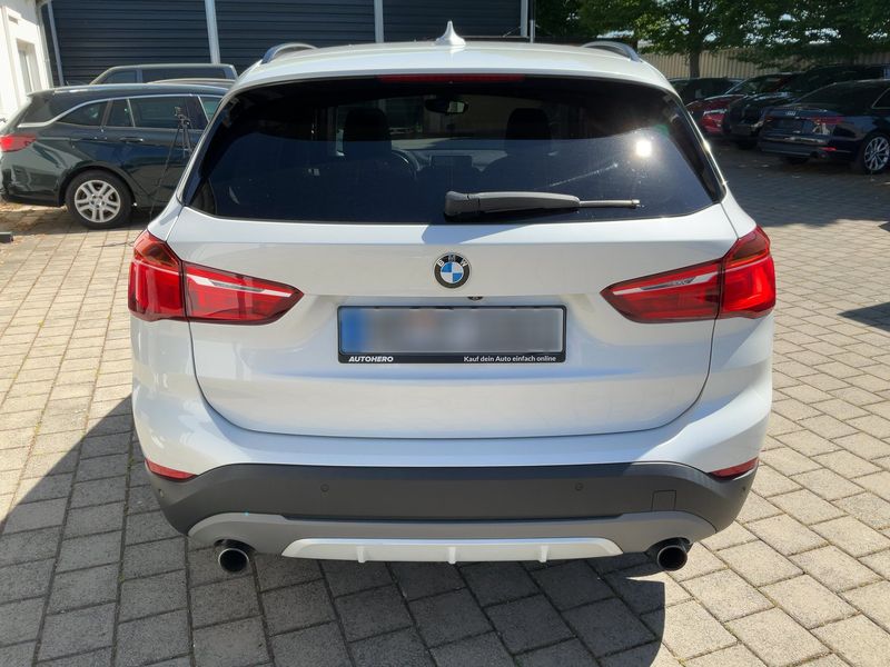 BMW X1 xDrive 20i Sport Line 2016 – снимка 7