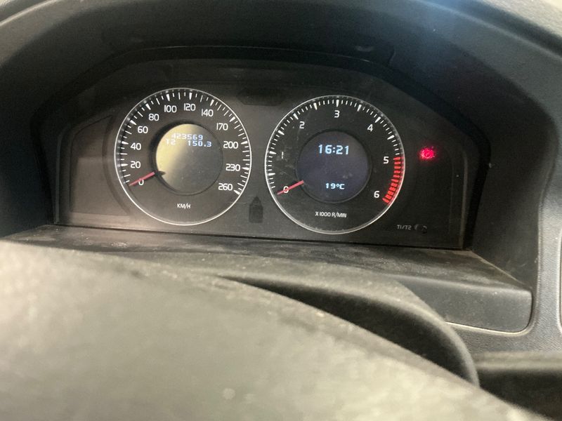 Volvo V70 2.0 D3 Momentum 2008 – снимка 18
