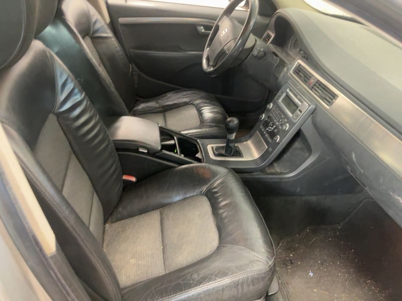 Volvo V70 2.0 D3 Momentum 2008 – снимка 16