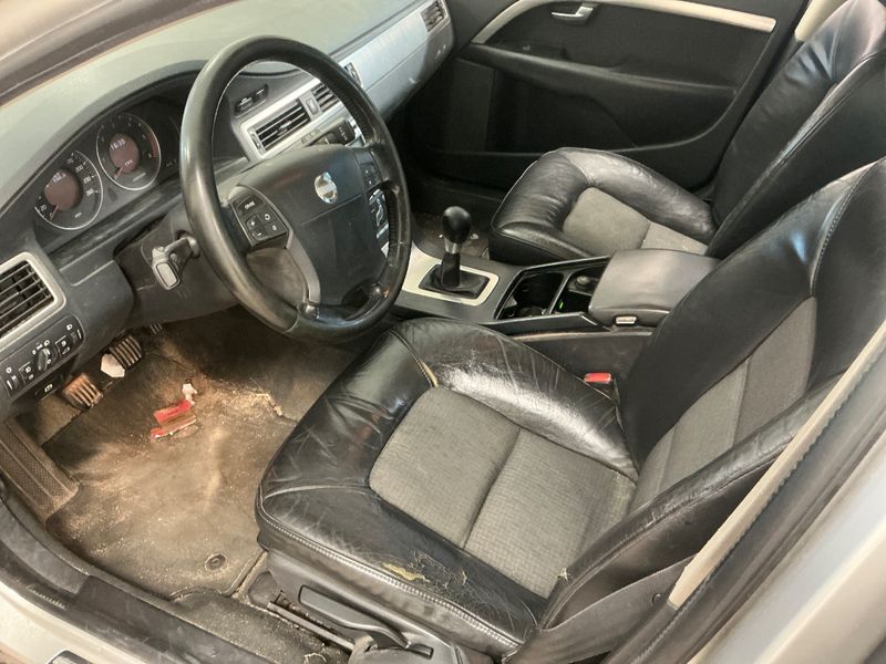 Volvo V70 2.0 D3 Momentum 2008 – снимка 29