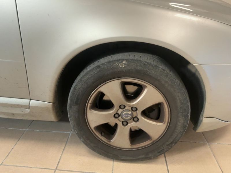 Volvo V70 2.0 D3 Momentum 2008 – снимка 11