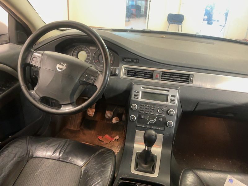 Volvo V70 2.0 D3 Momentum 2008 – снимка 17