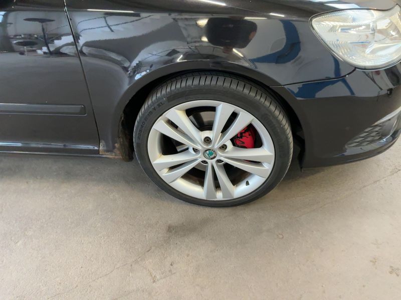 Skoda Octavia 2.0 TDI RS 2010 – снимка 19