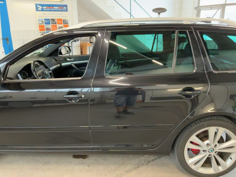Skoda Octavia 2.0 TDI RS 2010 – снимка 4