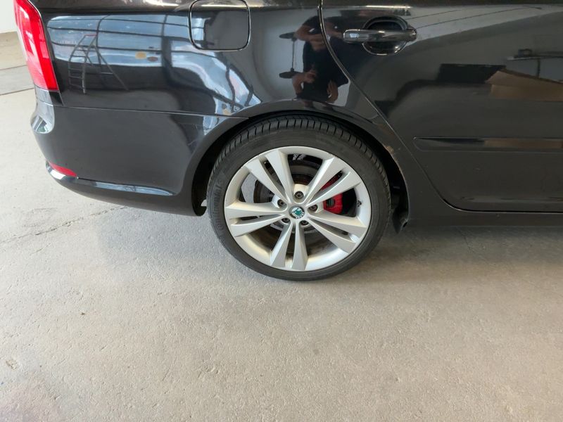 Skoda Octavia 2.0 TDI RS 2010 – снимка 18