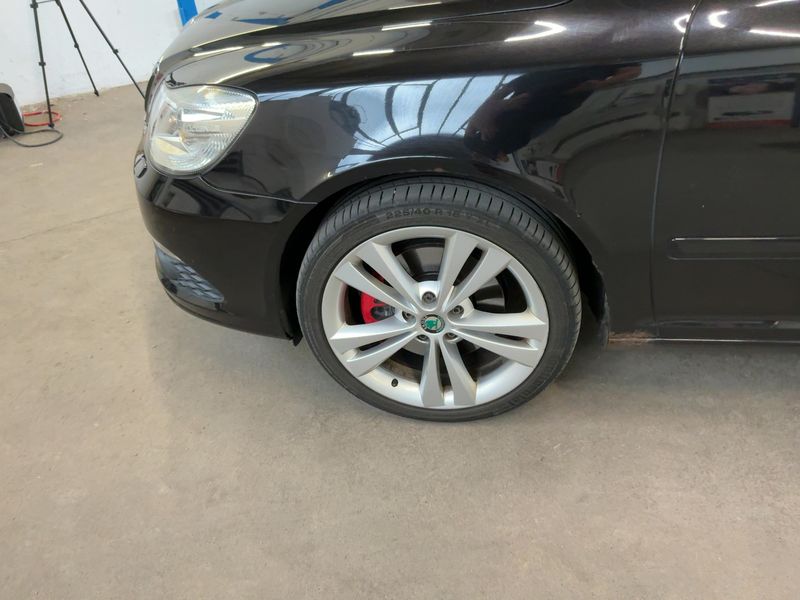 Skoda Octavia 2.0 TDI RS 2010 – снимка 16